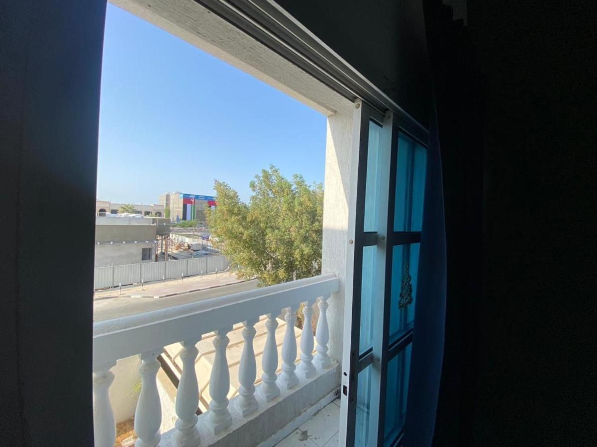 Comfortable Private In Compound Housing Guest house *